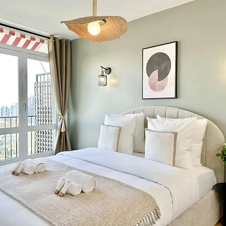 Premium Flat Balcony & Lift For 5 Appartement
