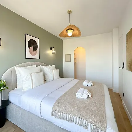 Appartement Premium Flat Balcony & Lift For 5