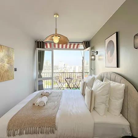 Premium Flat Balcony & Lift For 5 * Parijs