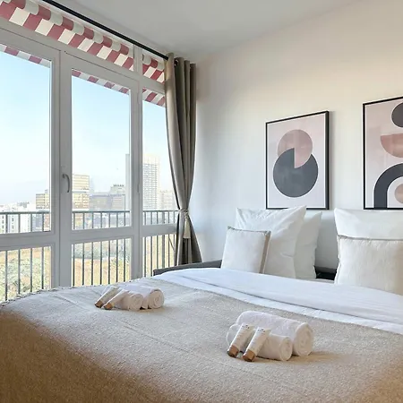 Appartement Premium Flat Balcony & Lift For 5 Parijs