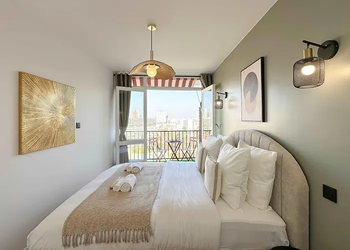 Premium Flat Balcony & Lift For 5 * Párizs
