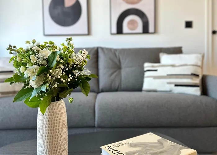 Premium Flat Balcony & Lift For 5 Apartment Paris