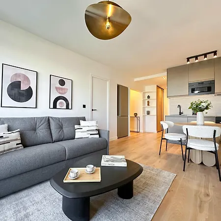 Premium Flat Balcony & Lift For 5 Appartement