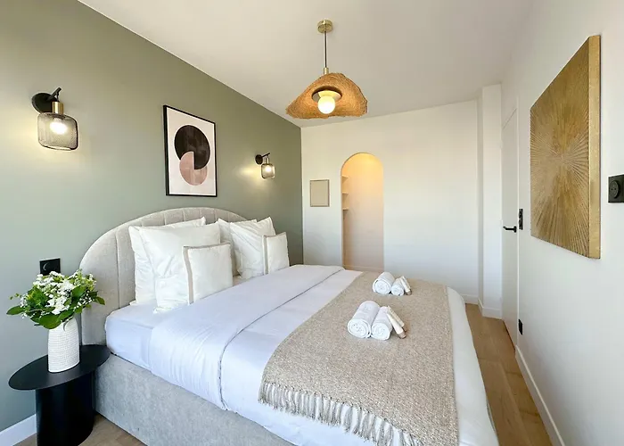 Appartement Premium Flat Balcony & Lift For 5